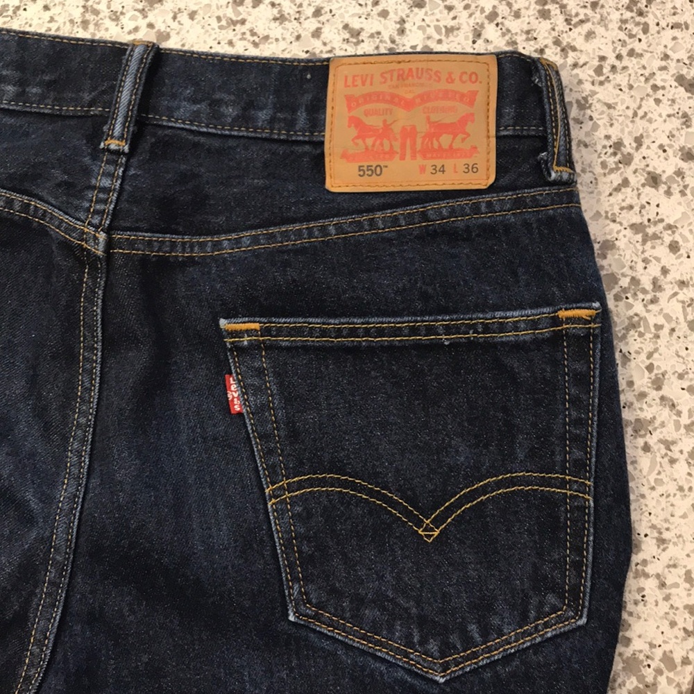 Levis 550 jeans